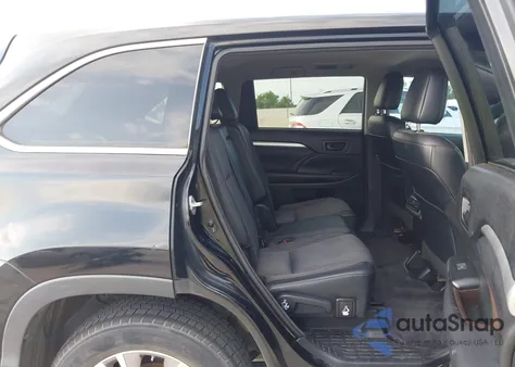 2016 Toyota Highlander Le Plus V6 из США, поврежденный, VIN 5TDZKRFH5GS180943